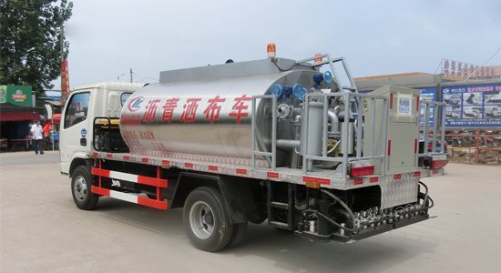 5Tons Asphalt Distributor Truck for Bitumen Distribution Truck for Road Construction