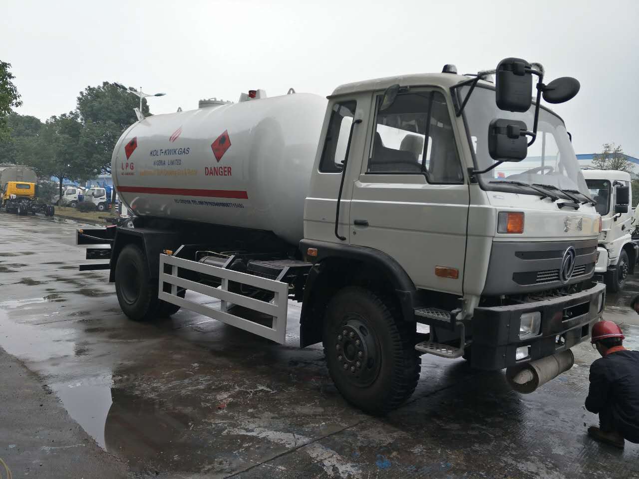 15cbm Bobtail Tanker LPG Bobtail Truck for Sale 
