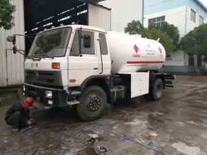 15cbm 15000Liters Lpg Bobtail Truck for Sale
