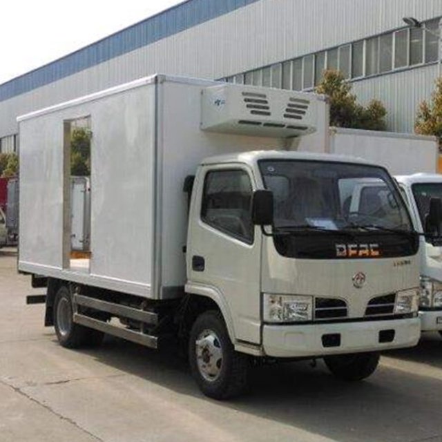 DONGFENG 4×2 Refrigerated Truck 3T Cooling Van Truck 5T Freezer Food Transport Box 7T Truck