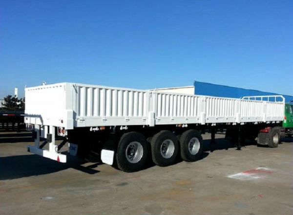 Heavy duty three axles cargo semi-trailer for cargo transportation