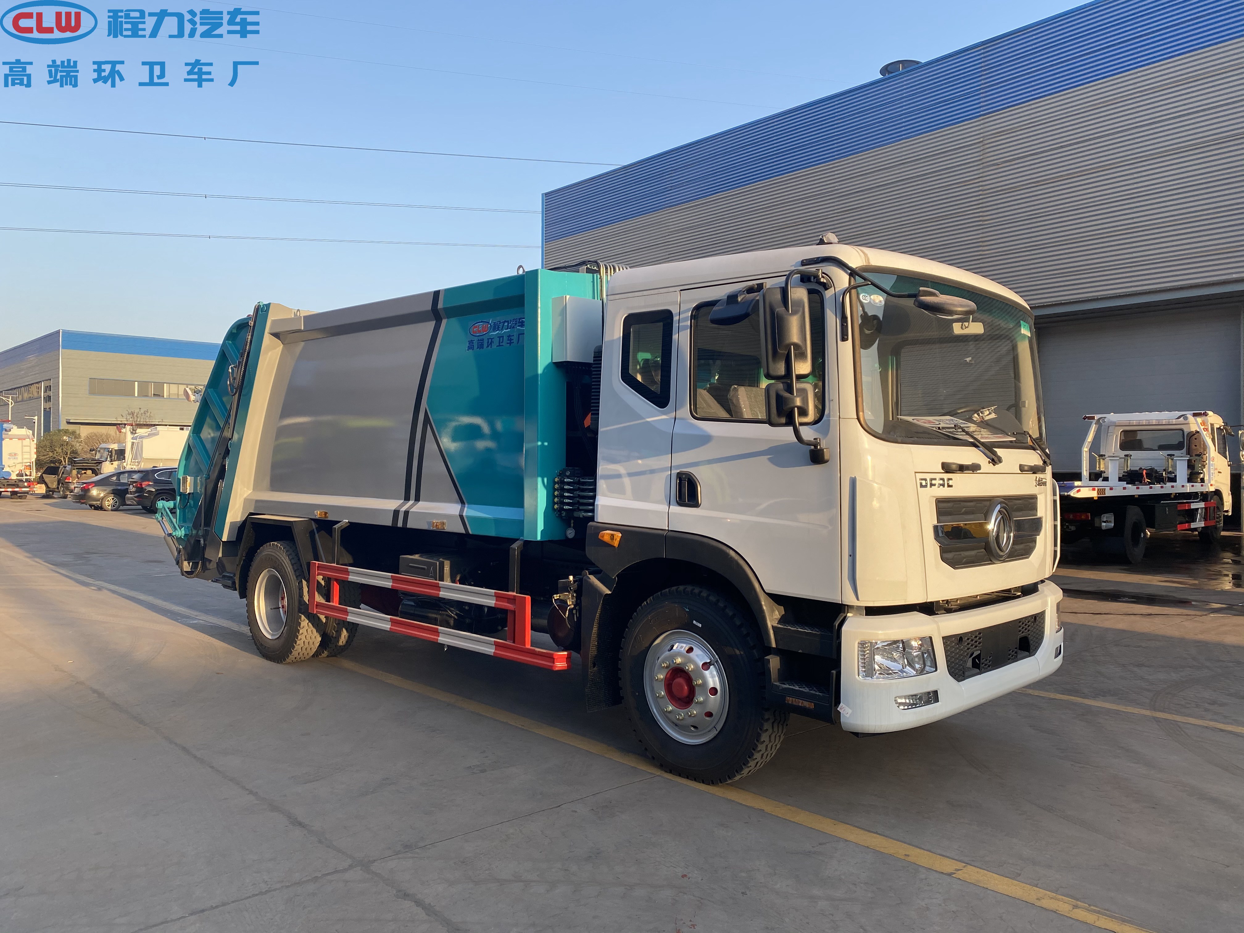 Docking Garbage Truck Commercial 8CBM Garbage Compactor Truck 