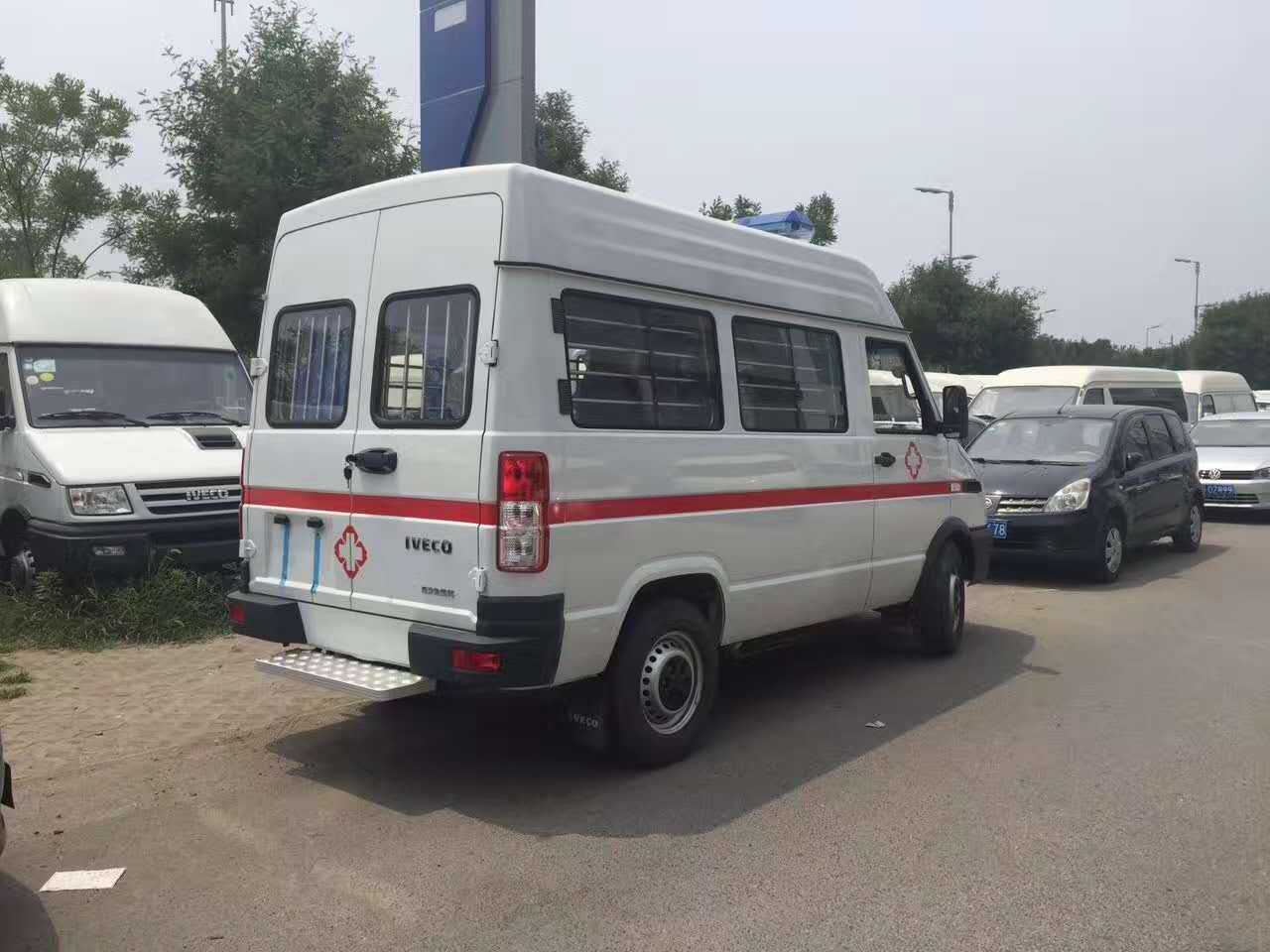 Good Sale Hospital Medical Transport Ambulance 