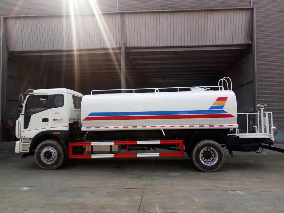 Foton 4X2 5L Water Tank Delivery Spaying Truck